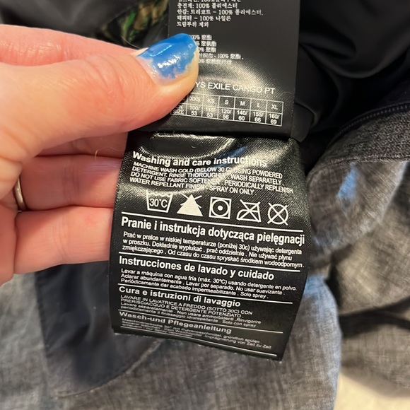 Burton snowpants, snowboarding/skiing, adjustable, zip pockets, grey, L (14-16) - Picture 10 of 16